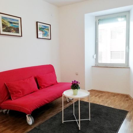 City Center Apartment Umago Exterior foto