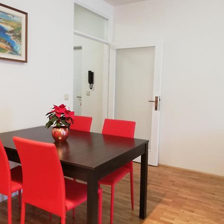 City Center Apartment Umago Exterior foto