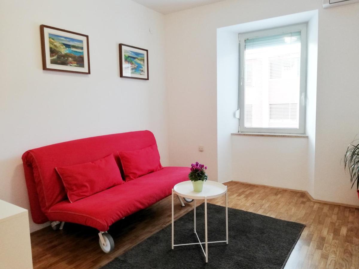 City Center Apartment Umago Exterior foto